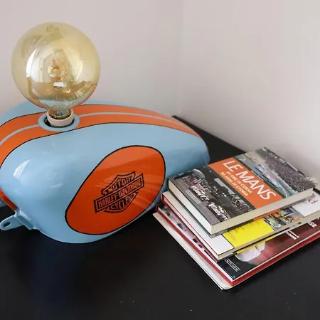 Grande In Zona Navigli Milán