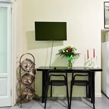 Apartamento Guesthost - Cenisio & Sempione Cosy Flat *