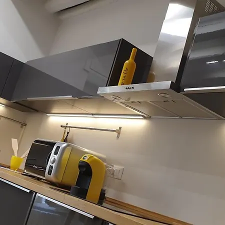 Castaldi 18 - A Portata Di Mano *