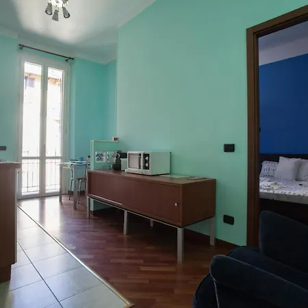 Colorful In Appartement Milaan