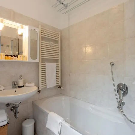 Bnbutler - Brera Apartment Milan
