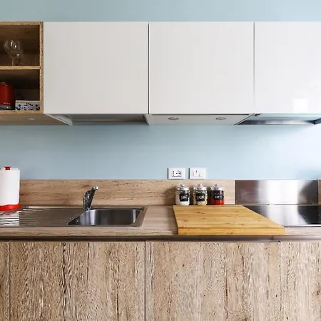 34 Via Giulio Carcano Appartement *