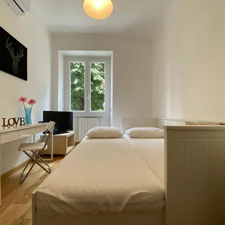 Navigli White House