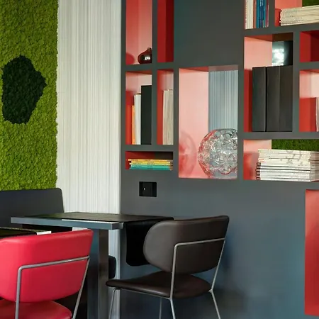 Hotel Iq 4*
