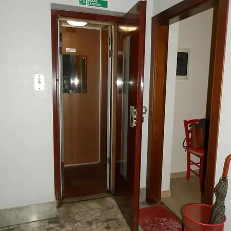 Casa Vicino Aeroporto Linate Lägenhet Milano