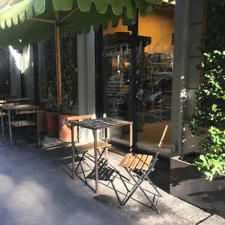 Studio City Center Apartment