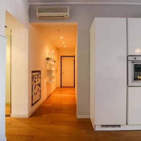 Porta Nuova Modern Flat *