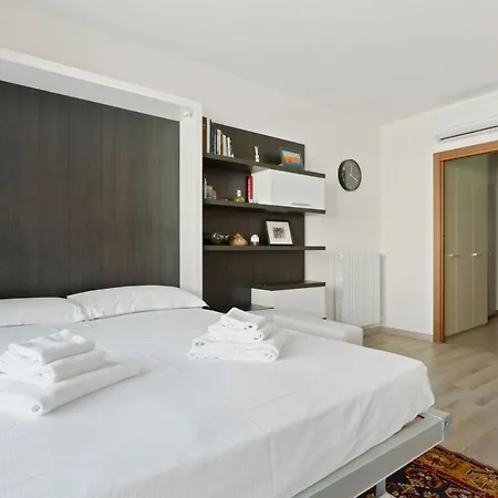 Navigli Area Modern Studio Apartamento Milão