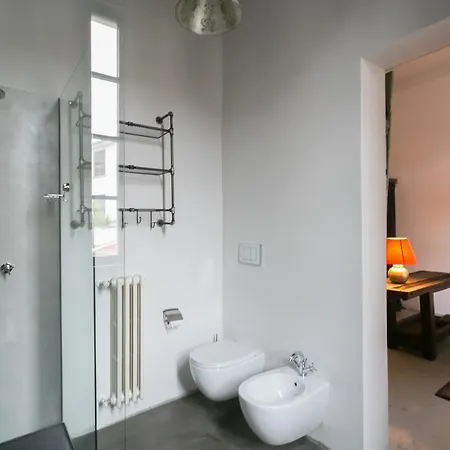 Italianflat - Navigli & Bocconi Suites Gasthof *