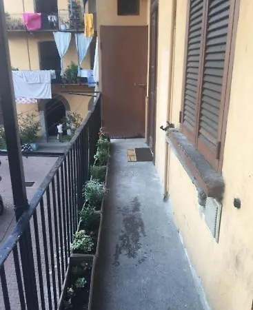 4 Μιλάνο