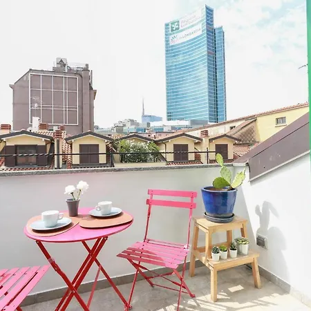 The Best Rent - Cozy Attic With View Apartman Milánó