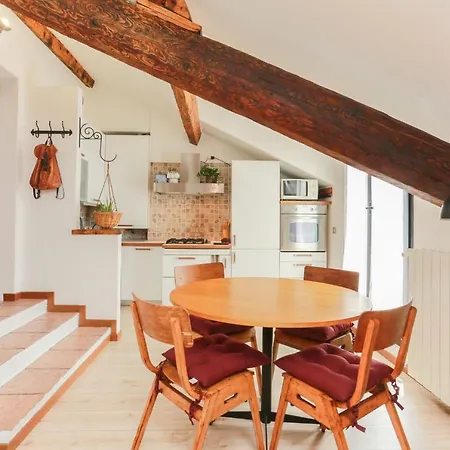 The Best Rent - Cozy Attic With View Apartman