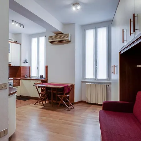 Apartamento Guesthero - Porta Romana M3 Milão