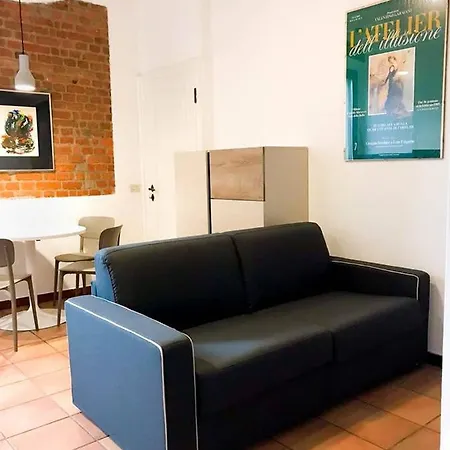 Altido Porta Romana Vintage Flat