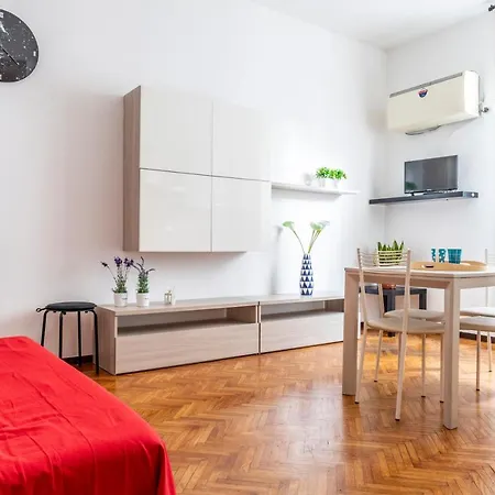 Airguest Zuretti Central Station Flat Milan