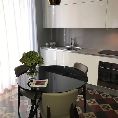 A Casa Di... * 밀라노