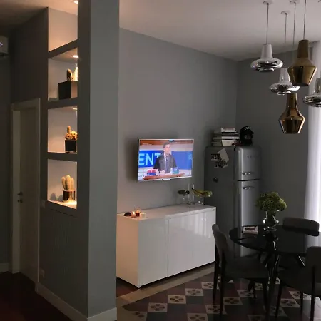 A Casa Di... * Mailand