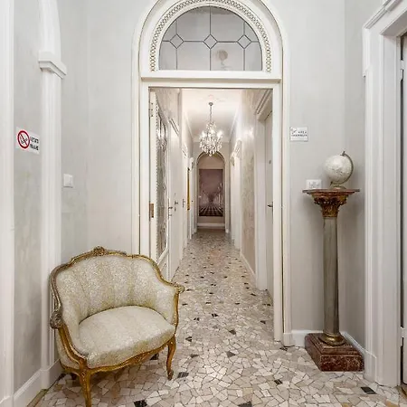 Amy Rooms, Via Vitruvio Milán
