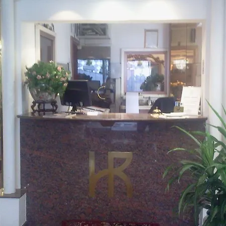 Hotel Roma 4*