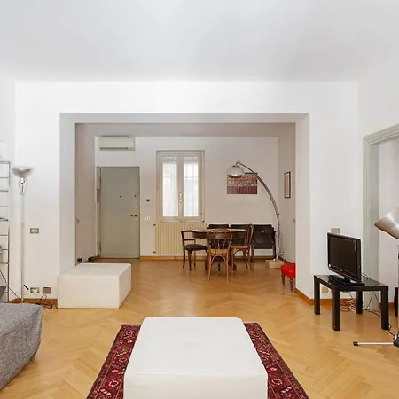 Διαμέρισμα Spacious & Elegant In Corso Como *