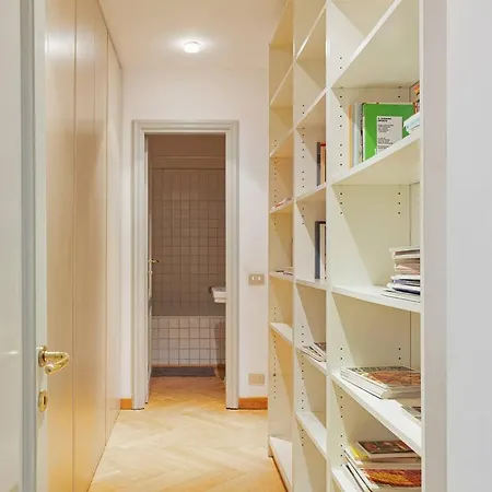 Διαμέρισμα Spacious & Elegant In Corso Como *