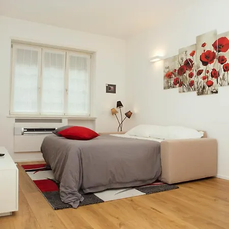 Cozy New Near Duomo Appartement Milan