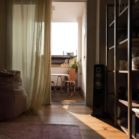 Apartman Luxury Designer Space In Shopping District *