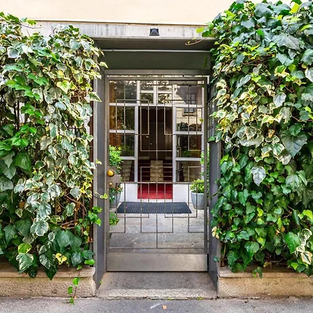 2 Bedrooms In The City Center Milão