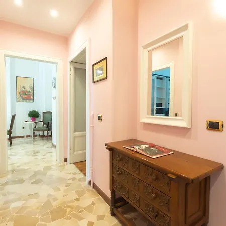 Apartment Elegante Casa Liberty Milan