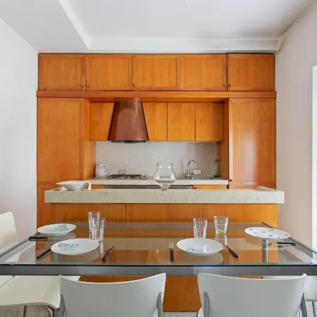 Διαμέρισμα Spacious & Elegant In Corso Como Μιλάνο