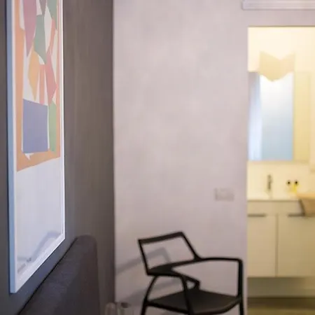 Design With Garden Apts * Milano