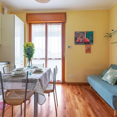 Savona District Terrace Flat *
