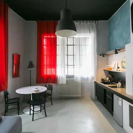 Italianflat - Navigli & Bocconi Suites