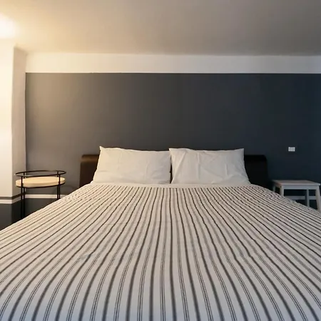 Italianflat - Navigli & Bocconi Suites Milán