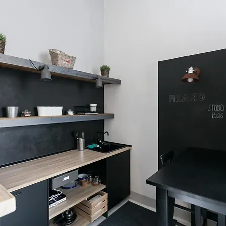 Pensión Italianflat - Navigli & Bocconi Suites *