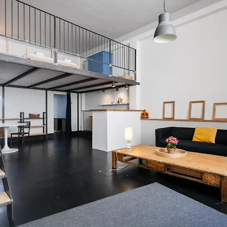 Italianflat - Navigli & Bocconi Suites *