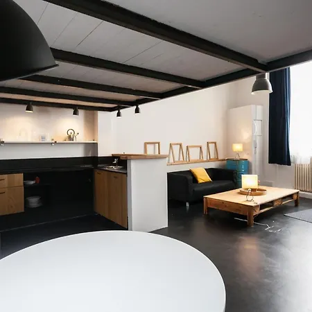 Italianflat - Navigli & Bocconi Suites *