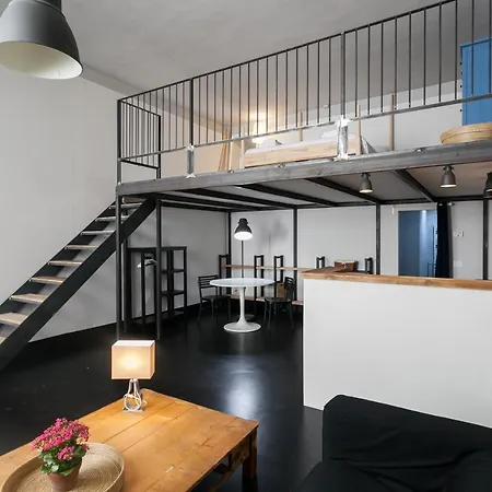 Gasthof Italianflat - Navigli & Bocconi Suites Mailand