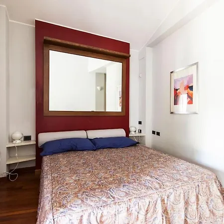 Youhosty - Laghetto Big 3 Apartment