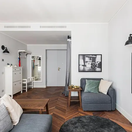 Hostmate -milano - Via Freguglia - Guastalla *