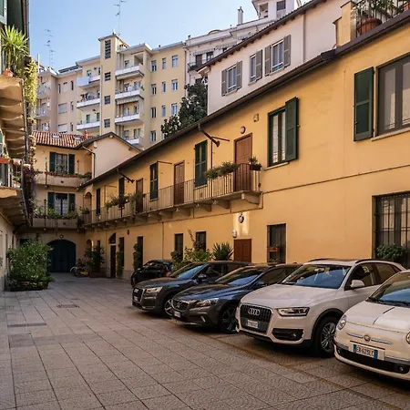 Apartamento Guesthero - Porta Romana M3 Milão