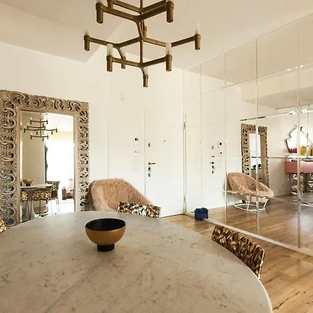 Apartman Luxury Designer Space In Shopping District *