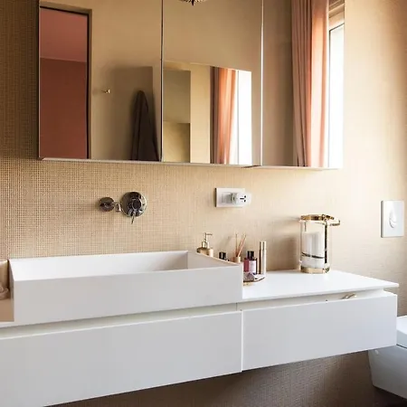 Luxury Designer Space In Shopping District Apartman Milánó