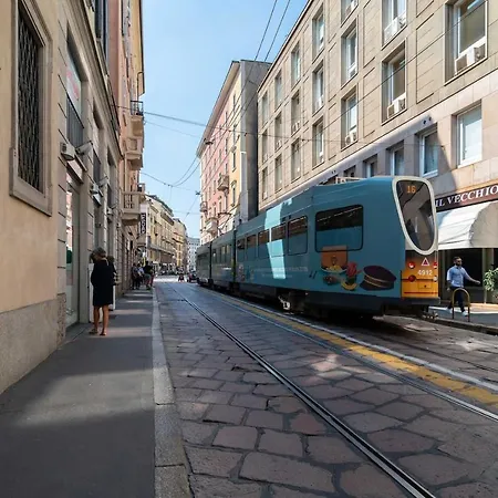 Апартаменты Duomo - Meravigli 16 Apt. R1 - Luxury Studio Perfect X 2! Милан