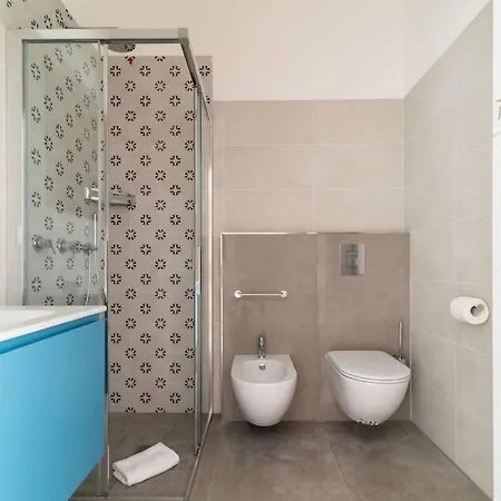 Апартаменты Duomo - Meravigli 16 Apt. R1 - Luxury Studio Perfect X 2! Милан