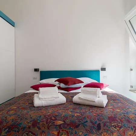 Duomo - Meravigli 16 Apt. R1 - Luxury Studio Perfect X 2! Милан