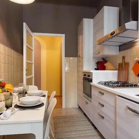 2 Bedrooms In The City Center * Milão