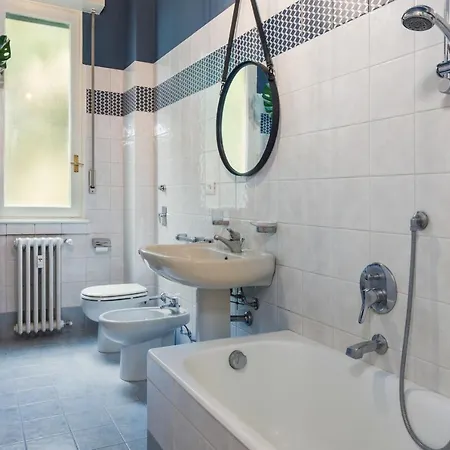 2 Bedrooms In The City Center