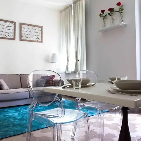 Italianway - Massari 22 * Milan