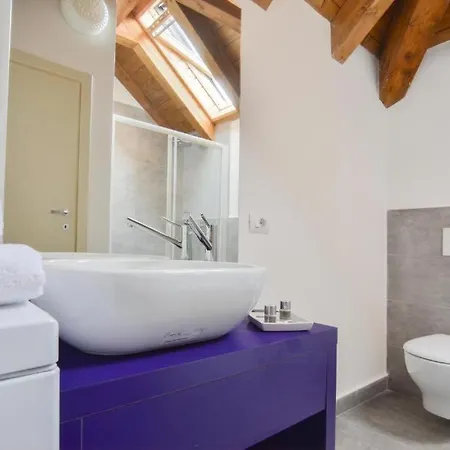 Italianway - Massari 22 Milan